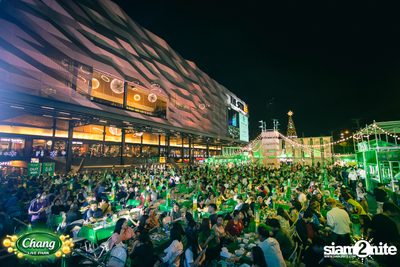 คอนเสิร์ตวง Klear ที่ลานกิจกรรมศูนย์การค้า The Street Ratchada กับงาน Chang Live Park FOOD FUN FRIENDS — photo 70