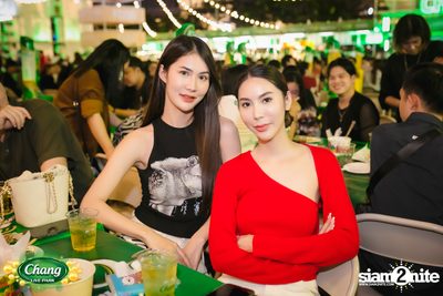 คอนเสิร์ตวง Klear ที่ลานกิจกรรมศูนย์การค้า The Street Ratchada กับงาน Chang Live Park FOOD FUN FRIENDS — photo 79