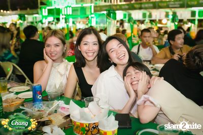 คอนเสิร์ตวง Klear ที่ลานกิจกรรมศูนย์การค้า The Street Ratchada กับงาน Chang Live Park FOOD FUN FRIENDS — photo 86