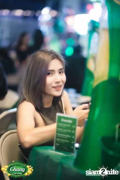 คอนเสิร์ตวง Klear ที่ลานกิจกรรมศูนย์การค้า The Street Ratchada กับงาน Chang Live Park FOOD FUN FRIENDS — photo 96