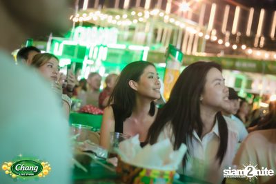 คอนเสิร์ตวง Klear ที่ลานกิจกรรมศูนย์การค้า The Street Ratchada กับงาน Chang Live Park FOOD FUN FRIENDS — photo 102