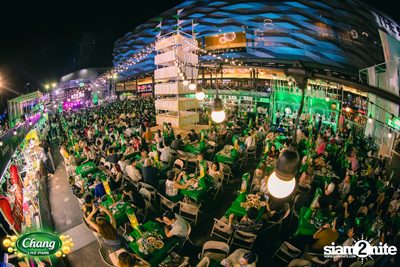 คอนเสิร์ตวง Klear ที่ลานกิจกรรมศูนย์การค้า The Street Ratchada กับงาน Chang Live Park FOOD FUN FRIENDS — photo 121