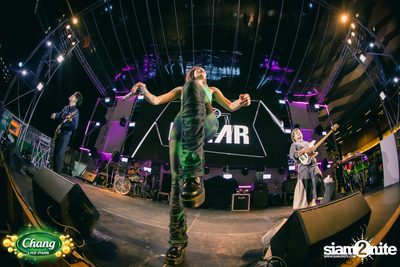 คอนเสิร์ตวง Klear ที่ลานกิจกรรมศูนย์การค้า The Street Ratchada กับงาน Chang Live Park FOOD FUN FRIENDS — photo 150