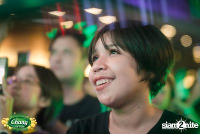 คอนเสิร์ตวง Klear ที่ลานกิจกรรมศูนย์การค้า The Street Ratchada กับงาน Chang Live Park FOOD FUN FRIENDS — photo 157
