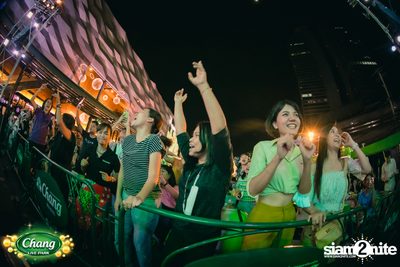 คอนเสิร์ตวง Klear ที่ลานกิจกรรมศูนย์การค้า The Street Ratchada กับงาน Chang Live Park FOOD FUN FRIENDS — photo 169