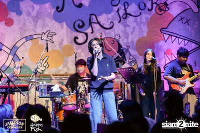 ภาพบรรยากาศคอนเสิร์ต Sarah Salola ft. DoubleBam, JIXGO ที่ Happy Fish Asiatique — photo 28