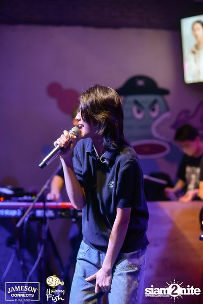 ภาพบรรยากาศคอนเสิร์ต Sarah Salola ft. DoubleBam, JIXGO ที่ Happy Fish Asiatique — photo 37