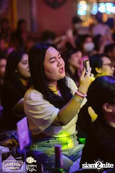 ภาพบรรยากาศคอนเสิร์ต Sarah Salola ft. DoubleBam, JIXGO ที่ Happy Fish Asiatique — photo 39