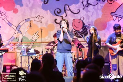 ภาพบรรยากาศคอนเสิร์ต Sarah Salola ft. DoubleBam, JIXGO ที่ Happy Fish Asiatique — photo 45