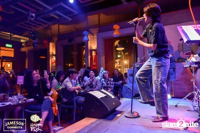 ภาพบรรยากาศคอนเสิร์ต Sarah Salola ft. DoubleBam, JIXGO ที่ Happy Fish Asiatique — photo 55