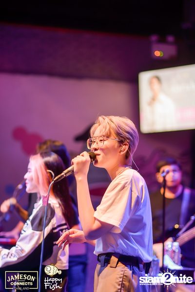 ภาพบรรยากาศคอนเสิร์ต Sarah Salola ft. DoubleBam, JIXGO ที่ Happy Fish Asiatique — photo 74