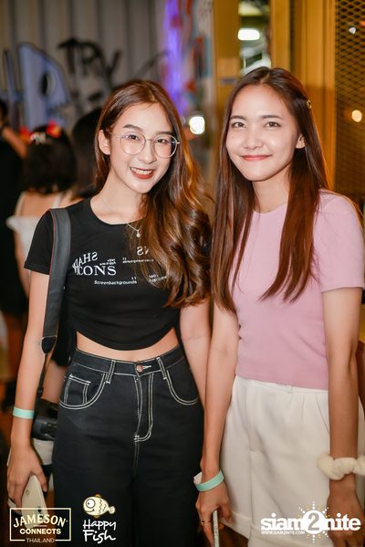 ภาพบรรยากาศคอนเสิร์ต Sarah Salola ft. DoubleBam, JIXGO ที่ Happy Fish Asiatique — photo 117