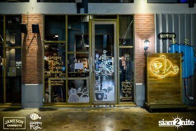 ภาพบรรยากาศคอนเสิร์ต Sarah Salola ft. DoubleBam, JIXGO ที่ Happy Fish Asiatique — photo 138