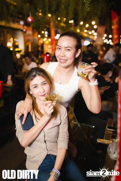 JEEP TK.feat First Anuwat & Kinkaworn Concert at Old Dirty  — photo 23