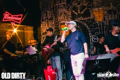 JEEP TK.feat First Anuwat & Kinkaworn Concert at Old Dirty  — photo 41