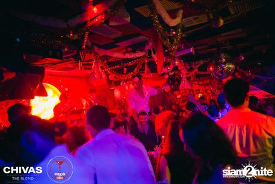Sparkly Xmas at Revolucion Cocktail — photo 99