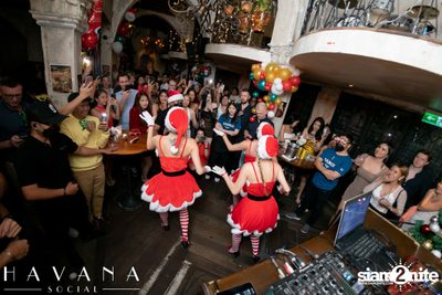 บรรยากาศค่ำคืนคริสต์มาส Fiesta de Navidad Christmas Party ที่ Havana Social  — photo 134