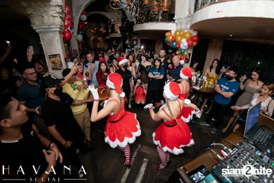 บรรยากาศค่ำคืนคริสต์มาส Fiesta de Navidad Christmas Party ที่ Havana Social  — photo 135