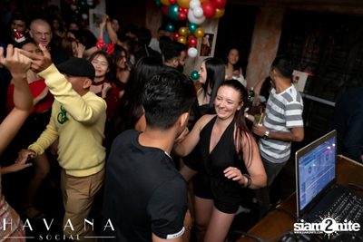 บรรยากาศค่ำคืนคริสต์มาส Fiesta de Navidad Christmas Party ที่ Havana Social  — photo 163