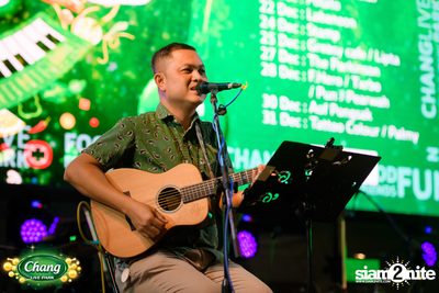 มินิคอนเสิร์ต Greasy Cafe จากงาน Chang Live Park FOOD FUN FRIENDS ที่ The Street Ratchada — photo 16