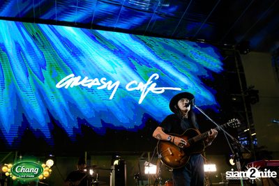 มินิคอนเสิร์ต Greasy Cafe จากงาน Chang Live Park FOOD FUN FRIENDS ที่ The Street Ratchada — photo 79