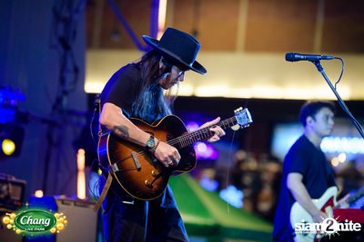 มินิคอนเสิร์ต Greasy Cafe จากงาน Chang Live Park FOOD FUN FRIENDS ที่ The Street Ratchada — photo 86