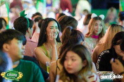 มินิคอนเสิร์ต Greasy Cafe จากงาน Chang Live Park FOOD FUN FRIENDS ที่ The Street Ratchada — photo 99