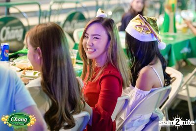 มินิคอนเสิร์ต Greasy Cafe จากงาน Chang Live Park FOOD FUN FRIENDS ที่ The Street Ratchada — photo 104