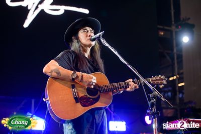 มินิคอนเสิร์ต Greasy Cafe จากงาน Chang Live Park FOOD FUN FRIENDS ที่ The Street Ratchada — photo 107