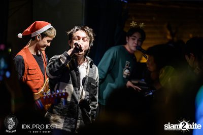 MIRRR'Y Christmas at Dr.Fetch — photo 55