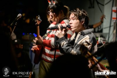 MIRRR'Y Christmas at Dr.Fetch — photo 66