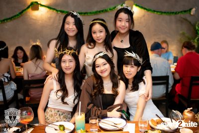 ภาพบรรยากาศฉลองคริสต์มาสสไตล์กรีกจากงาน MERRY OPA! Christmas ที่ Aesop's Bangkok — photo 5