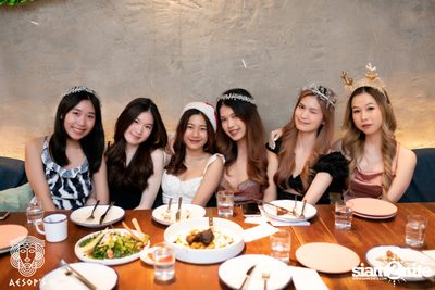 ภาพบรรยากาศฉลองคริสต์มาสสไตล์กรีกจากงาน MERRY OPA! Christmas ที่ Aesop's Bangkok — photo 11