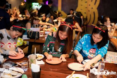 ภาพบรรยากาศฉลองคริสต์มาสสไตล์กรีกจากงาน MERRY OPA! Christmas ที่ Aesop's Bangkok — photo 14