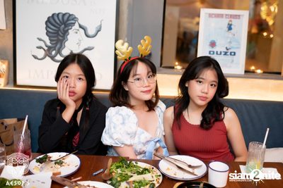 ภาพบรรยากาศฉลองคริสต์มาสสไตล์กรีกจากงาน MERRY OPA! Christmas ที่ Aesop's Bangkok — photo 40