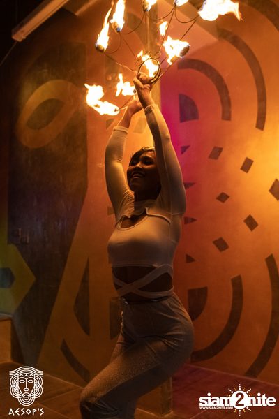 ภาพบรรยากาศฉลองคริสต์มาสสไตล์กรีกจากงาน MERRY OPA! Christmas ที่ Aesop's Bangkok — photo 48