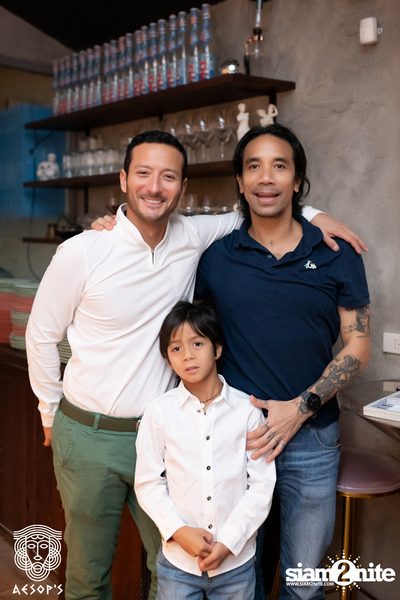 ภาพบรรยากาศฉลองคริสต์มาสสไตล์กรีกจากงาน MERRY OPA! Christmas ที่ Aesop's Bangkok — photo 64