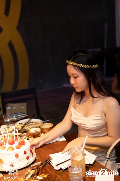 ภาพบรรยากาศฉลองคริสต์มาสสไตล์กรีกจากงาน MERRY OPA! Christmas ที่ Aesop's Bangkok — photo 68