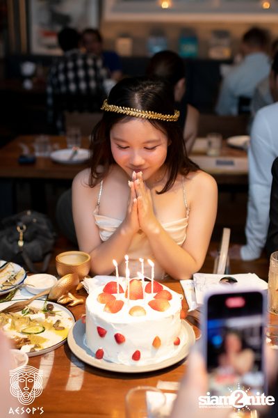 ภาพบรรยากาศฉลองคริสต์มาสสไตล์กรีกจากงาน MERRY OPA! Christmas ที่ Aesop's Bangkok — photo 71
