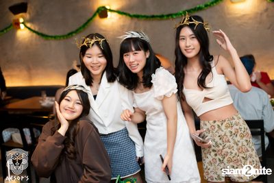 ภาพบรรยากาศฉลองคริสต์มาสสไตล์กรีกจากงาน MERRY OPA! Christmas ที่ Aesop's Bangkok — photo 74