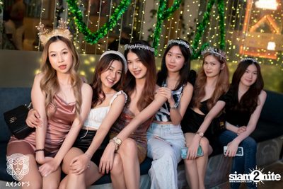 ภาพบรรยากาศฉลองคริสต์มาสสไตล์กรีกจากงาน MERRY OPA! Christmas ที่ Aesop's Bangkok — photo 98