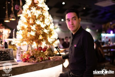 ภาพบรรยากาศฉลองคริสต์มาสสไตล์กรีกจากงาน MERRY OPA! Christmas ที่ Aesop's Bangkok — photo 117