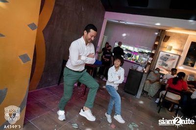 ภาพบรรยากาศฉลองคริสต์มาสสไตล์กรีกจากงาน MERRY OPA! Christmas ที่ Aesop's Bangkok — photo 123