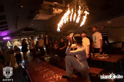 ภาพบรรยากาศฉลองคริสต์มาสสไตล์กรีกจากงาน MERRY OPA! Christmas ที่ Aesop's Bangkok — photo 168