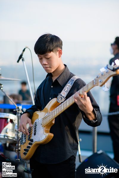 Twilight Tunes with B2F band at King Power Mahanakhon — photo 37