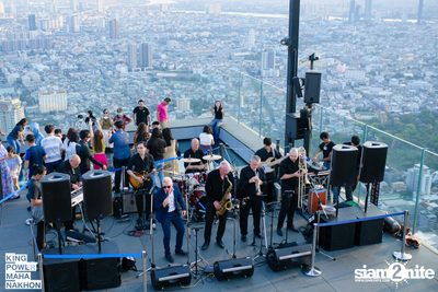 Twilight Tunes with B2F band at King Power Mahanakhon — photo 66