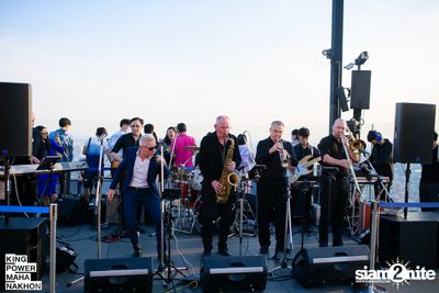 Twilight Tunes with B2F band at King Power Mahanakhon — photo 80