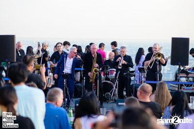 Twilight Tunes with B2F band at King Power Mahanakhon — photo 82