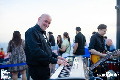 Twilight Tunes with B2F band at King Power Mahanakhon — photo 116