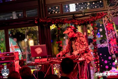 บรรยากาศ Joey Boy Concert ที่ร้าน Ainu Bar — photo 59